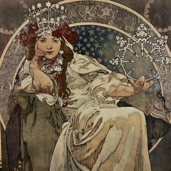 Meet your Posher, Laura - Picture 1 of 1